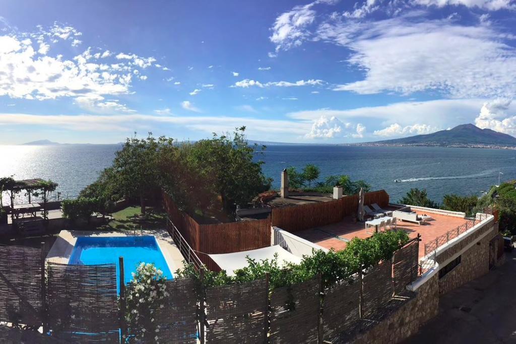 Villa Bikini On Sorrento Coast วีโกเอเกวนเซ ภายนอก รูปภาพ