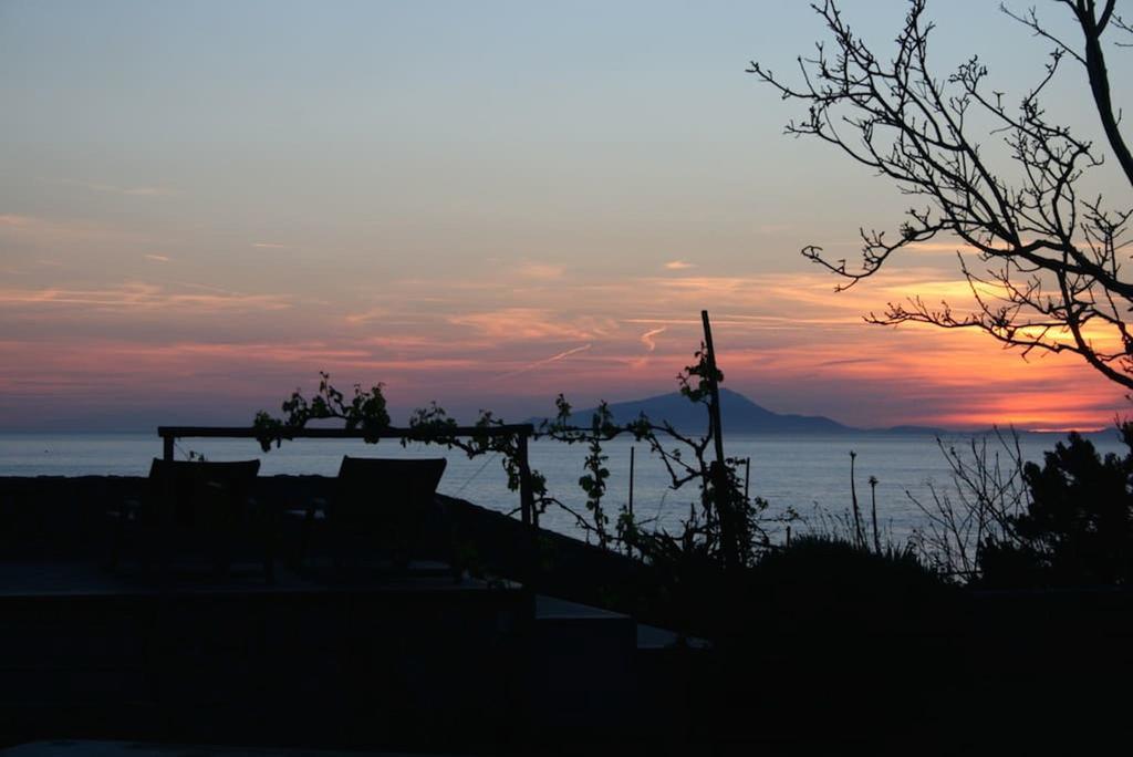 Villa Bikini On Sorrento Coast วีโกเอเกวนเซ ภายนอก รูปภาพ